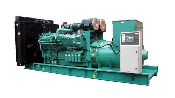 东澳镇全新常柴200kw大型柴油发电机组